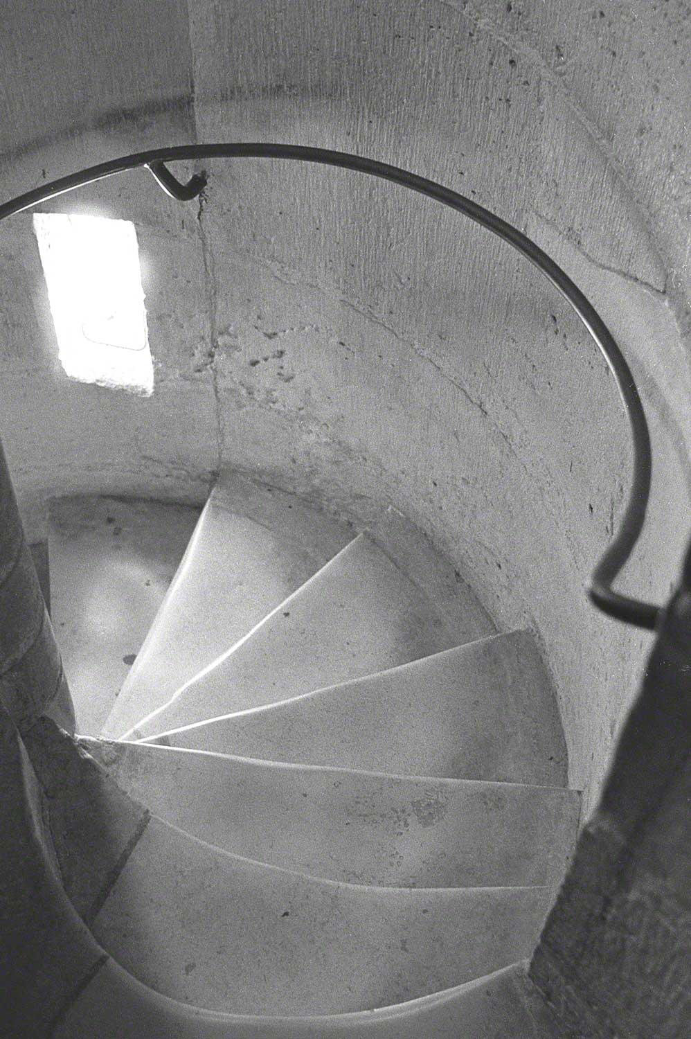 Warren-Hinder-LR-Notre-Dame-stairs.jpg