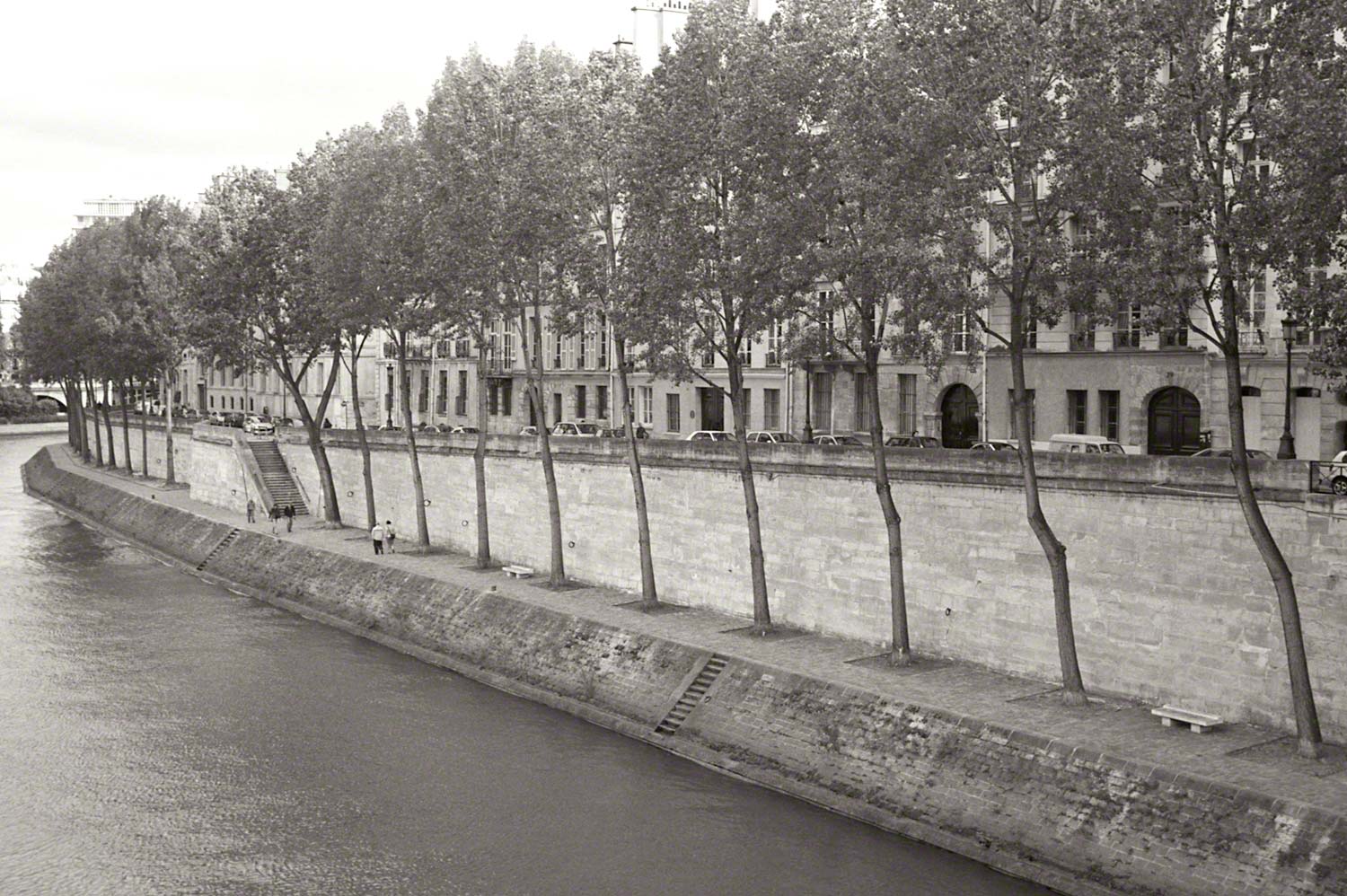 Warren-Hinder-LR-Seine-View-Paris.jpg