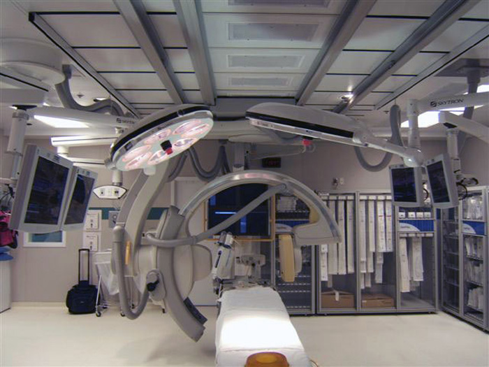 Hybrid-OR-Operating-Room-Philips-FD20-Skytron-Stellar-Lights-4.jpg