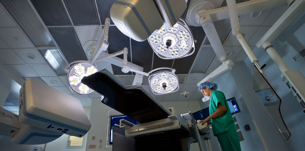 Hybrid-OR-Operating-Room-Siemens-Zeego-Skytron-LED-Surgical-Lights-St-Vincent-CT-3.jpg