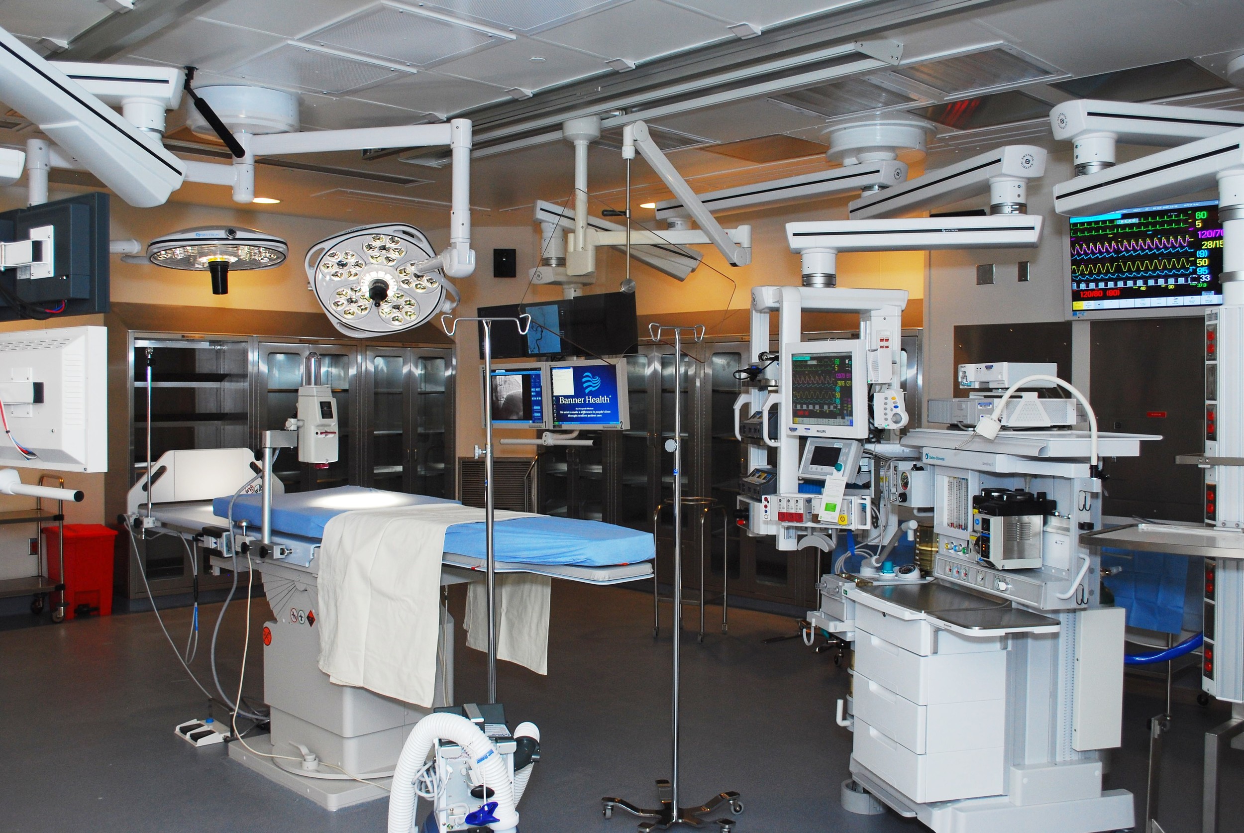 Hybrid-OR-Operating-Room-Toshiba-Infinix-Skytron-LED-Lights-Equipment-Booms-Northern-CO-5.JPG