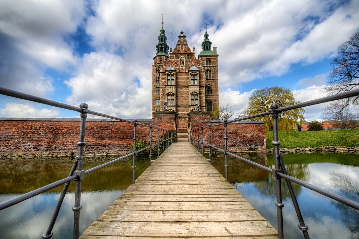 RosenborgCastleentry.jpg