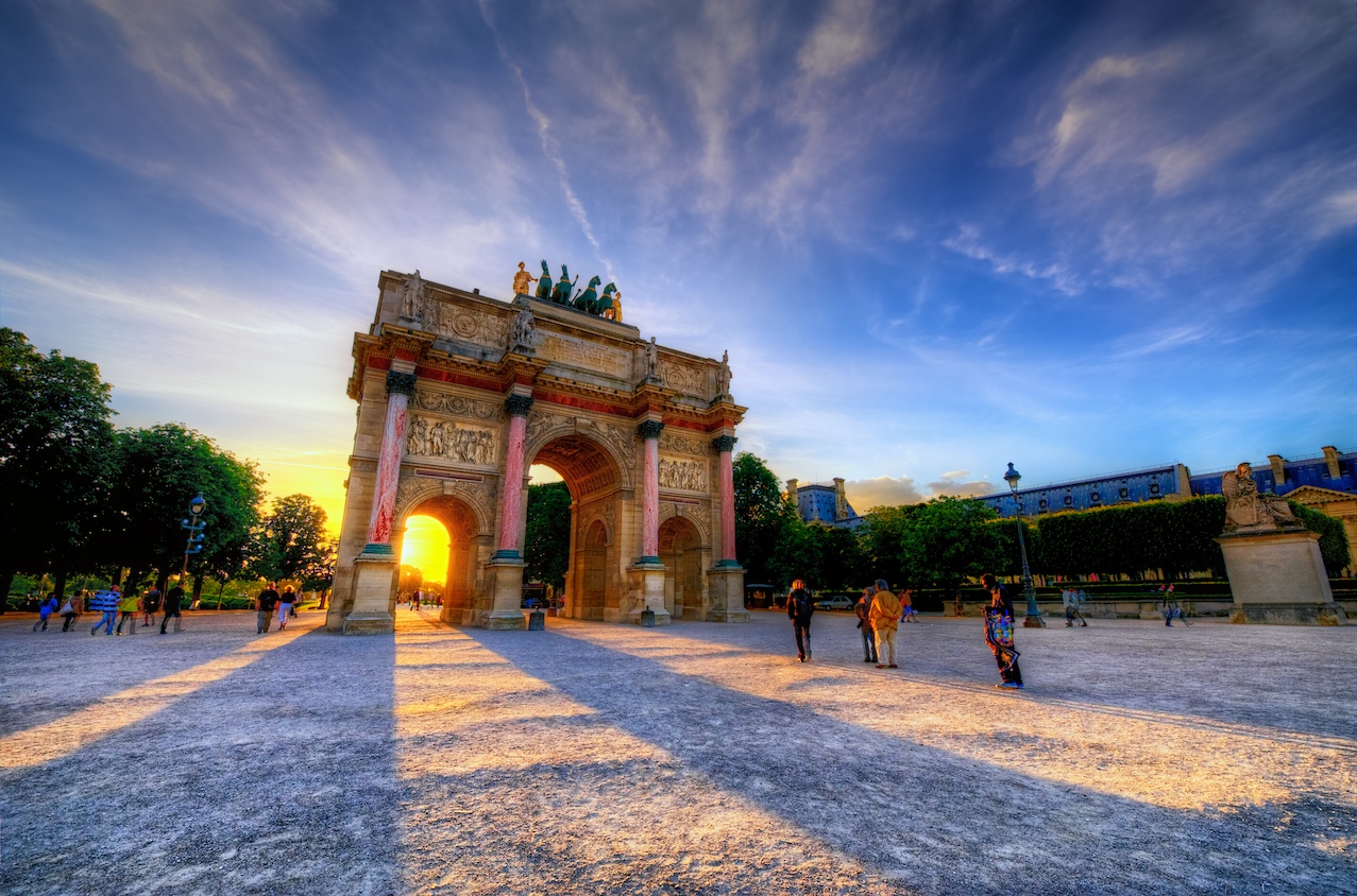 ArcdeTriompheduCarrousel.jpg