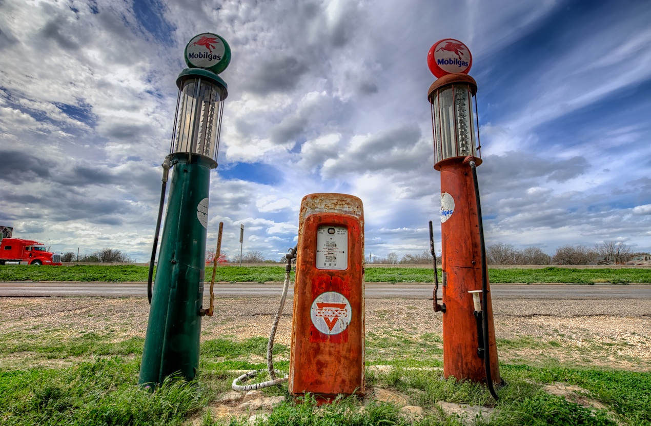 SaladoGasPumps.jpg