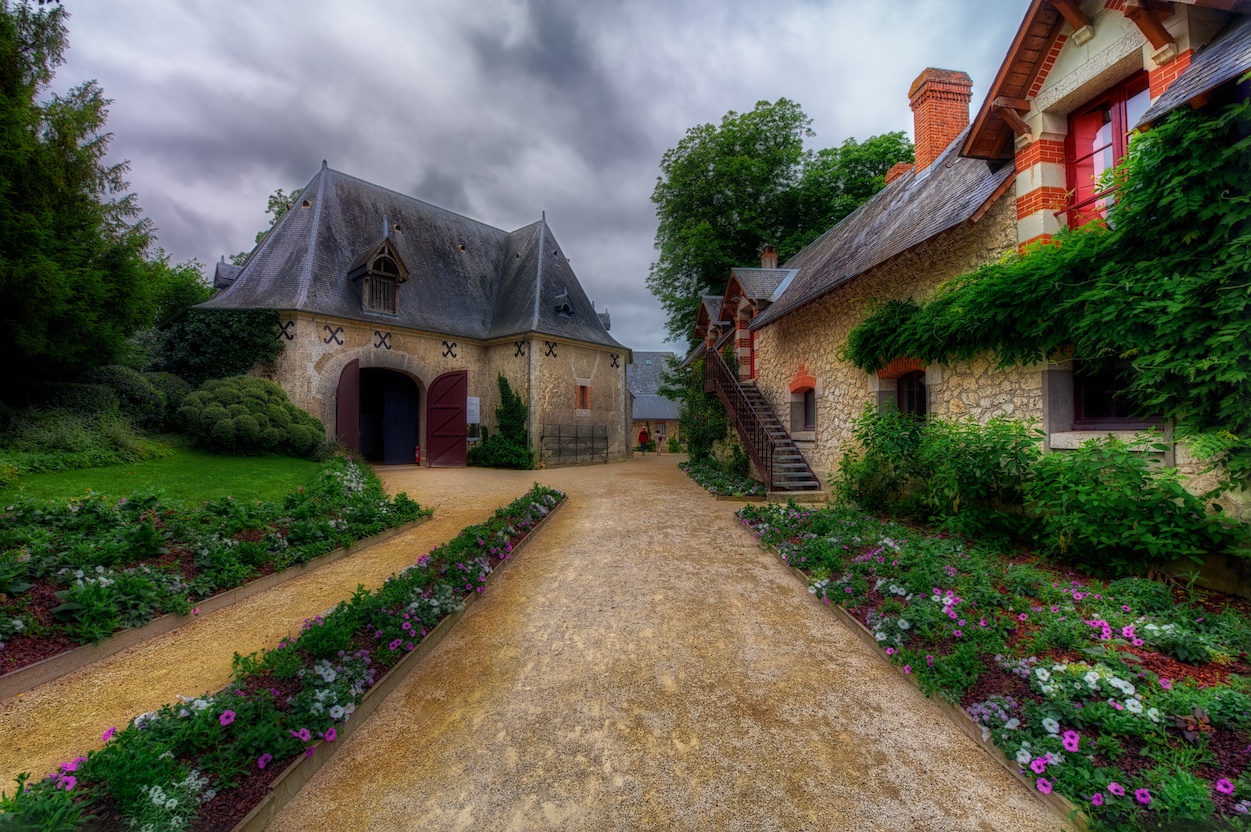 ChaumontsurLoireHDR2.jpg