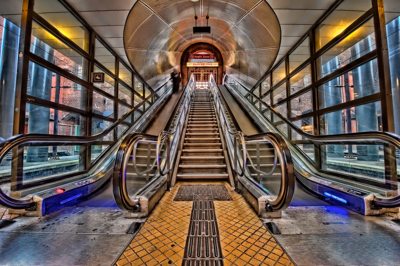 Copenhagen train station.jpg