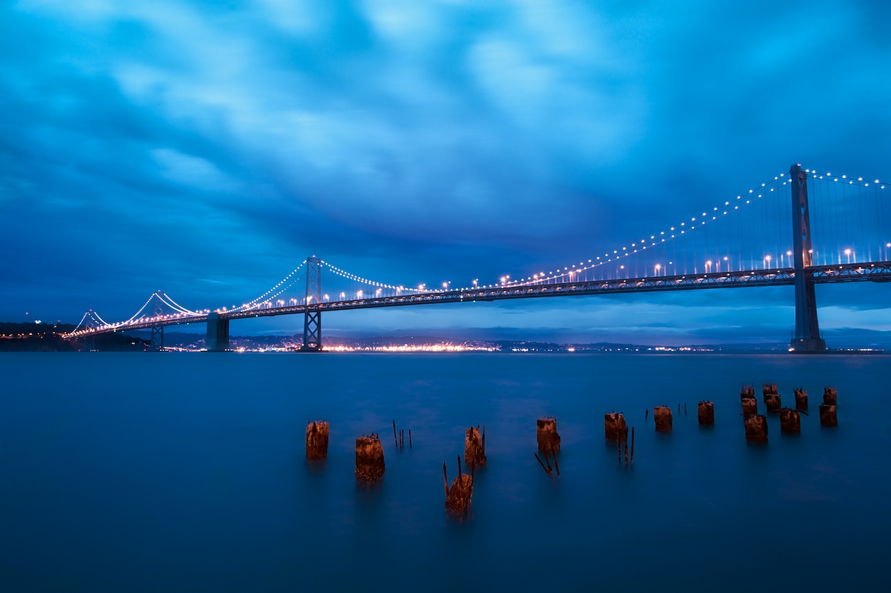 BayBridgesinglebluemorn.jpg