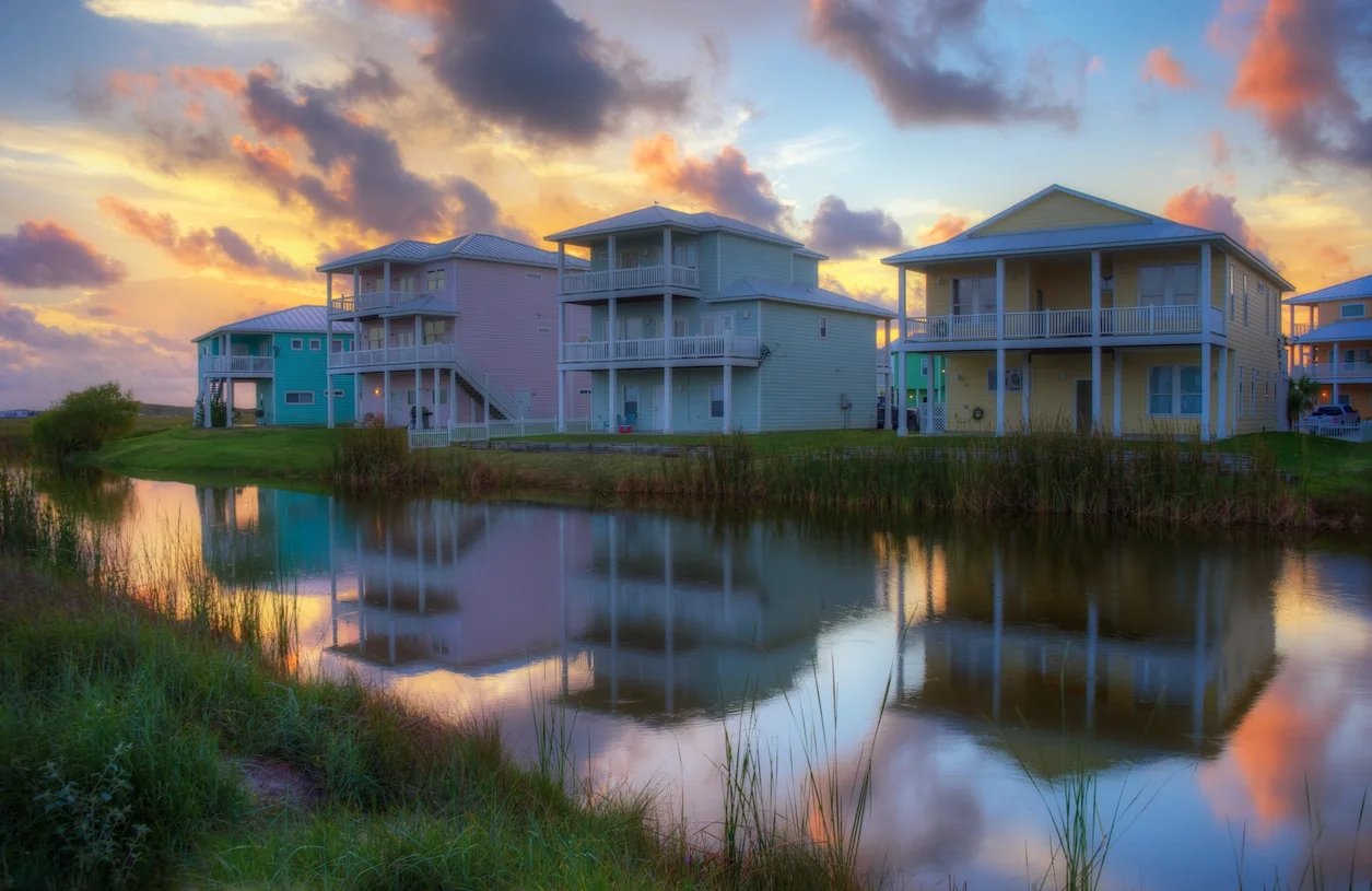 PortAransassunriseHDR1.jpg