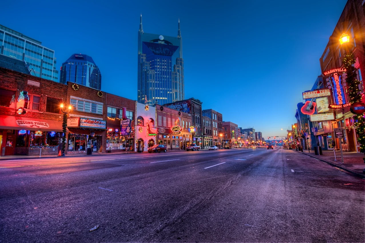NashvilleSunriseBroadwayHDR.jpg