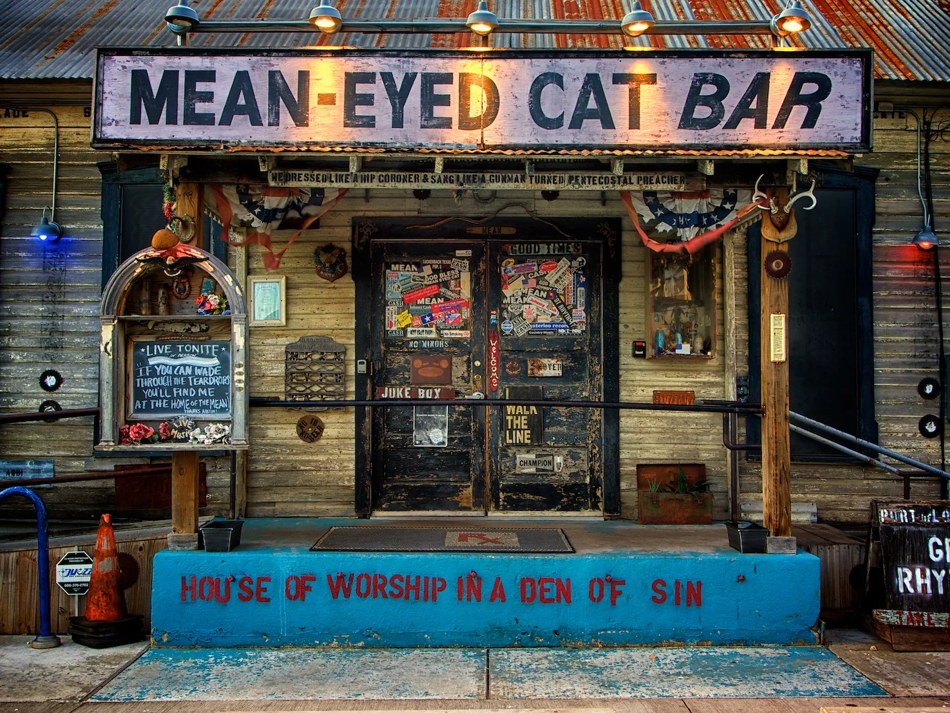 Grunge is good. This bar is in Austin, TX.