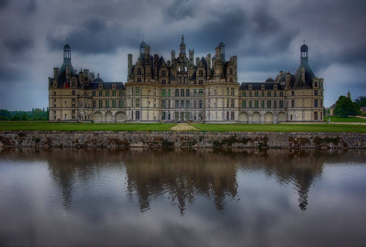 My favorite view of Chateau de Chambord - so awesome! I think of this as the front, but technically it's more like the back. Either way, it's incredible. I have a million pics from this spot! And quite a few versions of this photo below! This version was edited with Color Efex Pro.