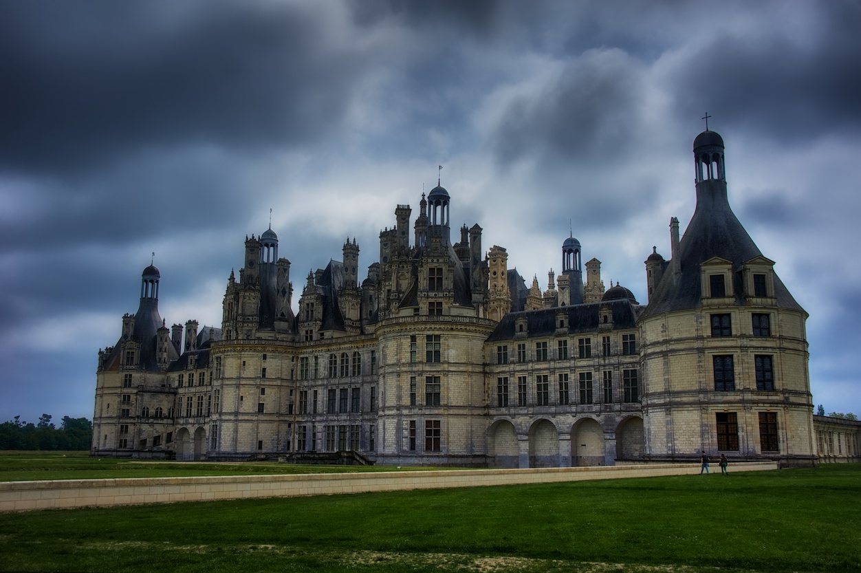 As I was approaching the chateau, I just had to stop for this shot.