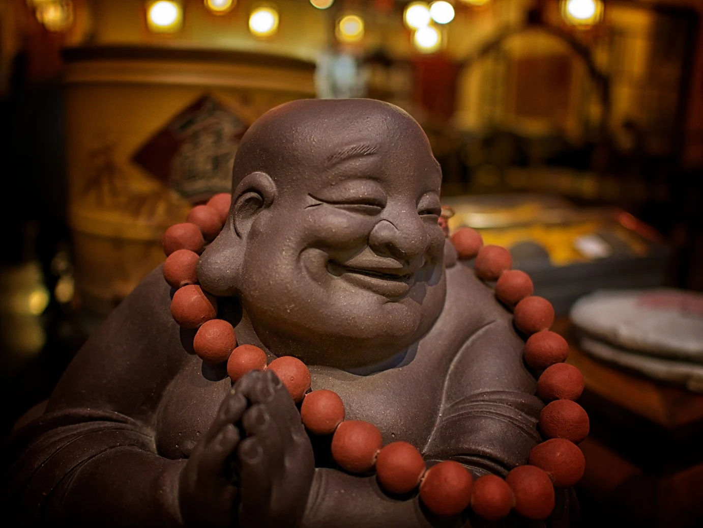 up close to Buddha at f/1.7