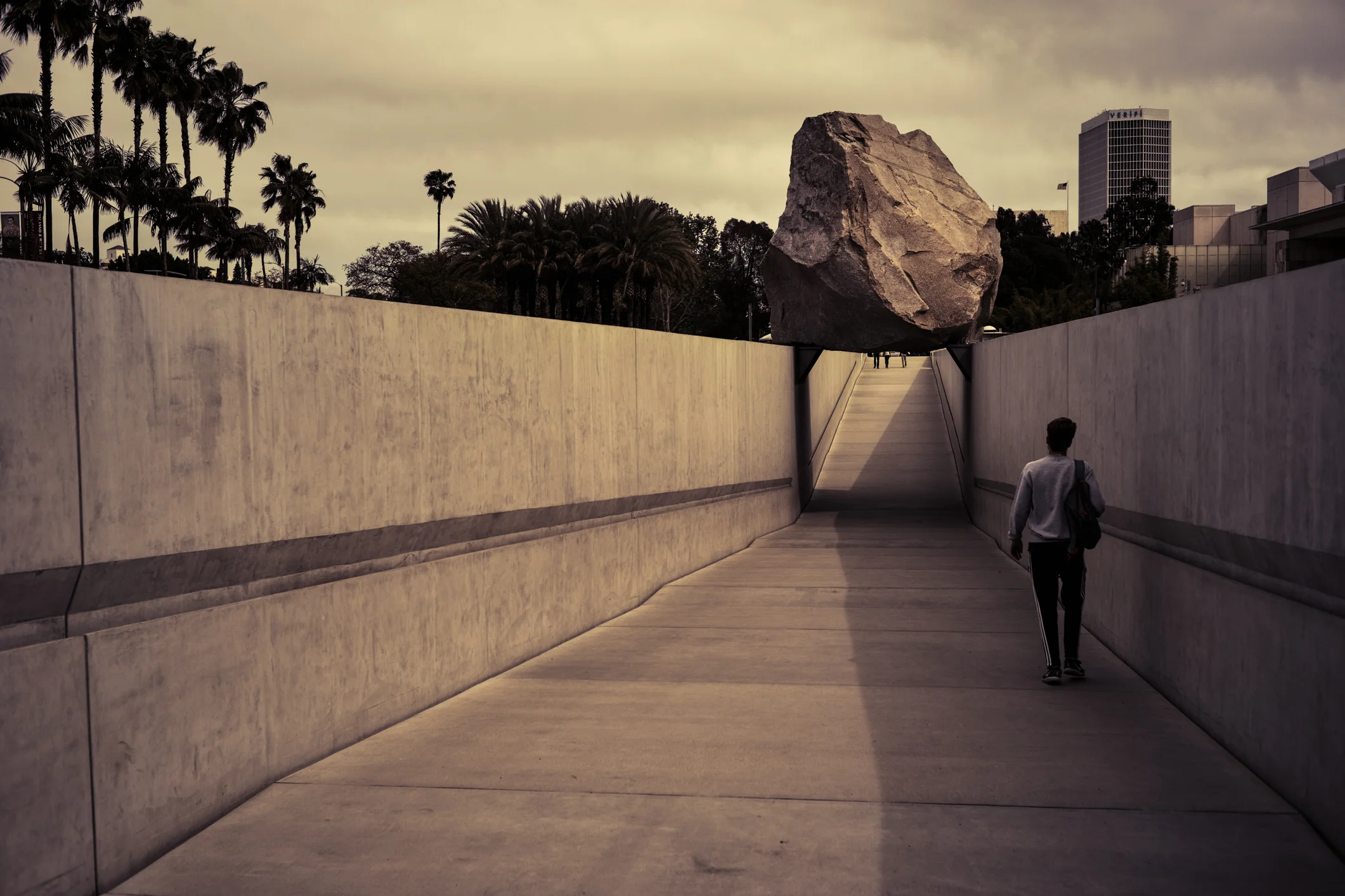 Los-Angeles-LACMA-stone-walkway.jpg