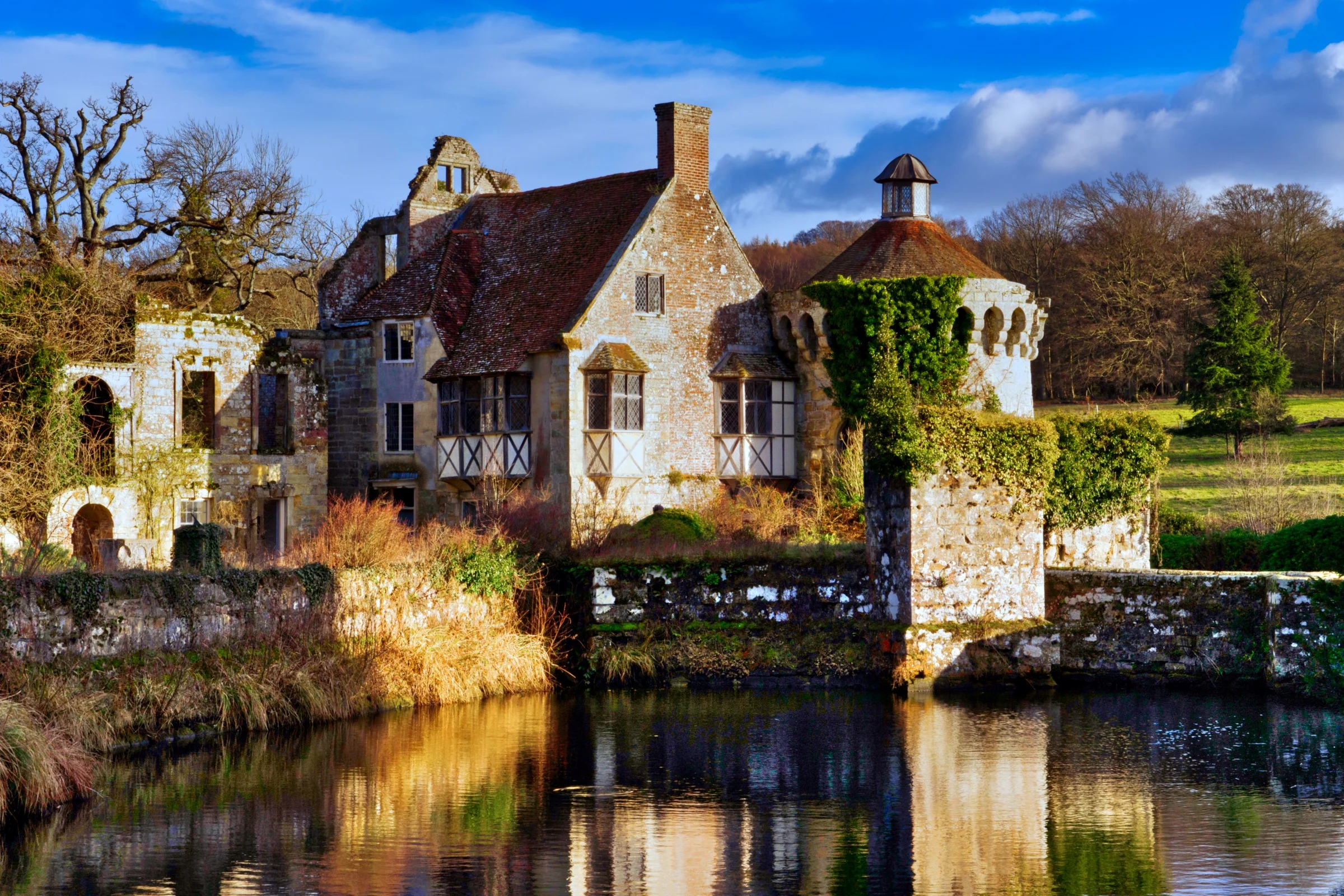 Scotney-Castle-closeup1.jpeg
