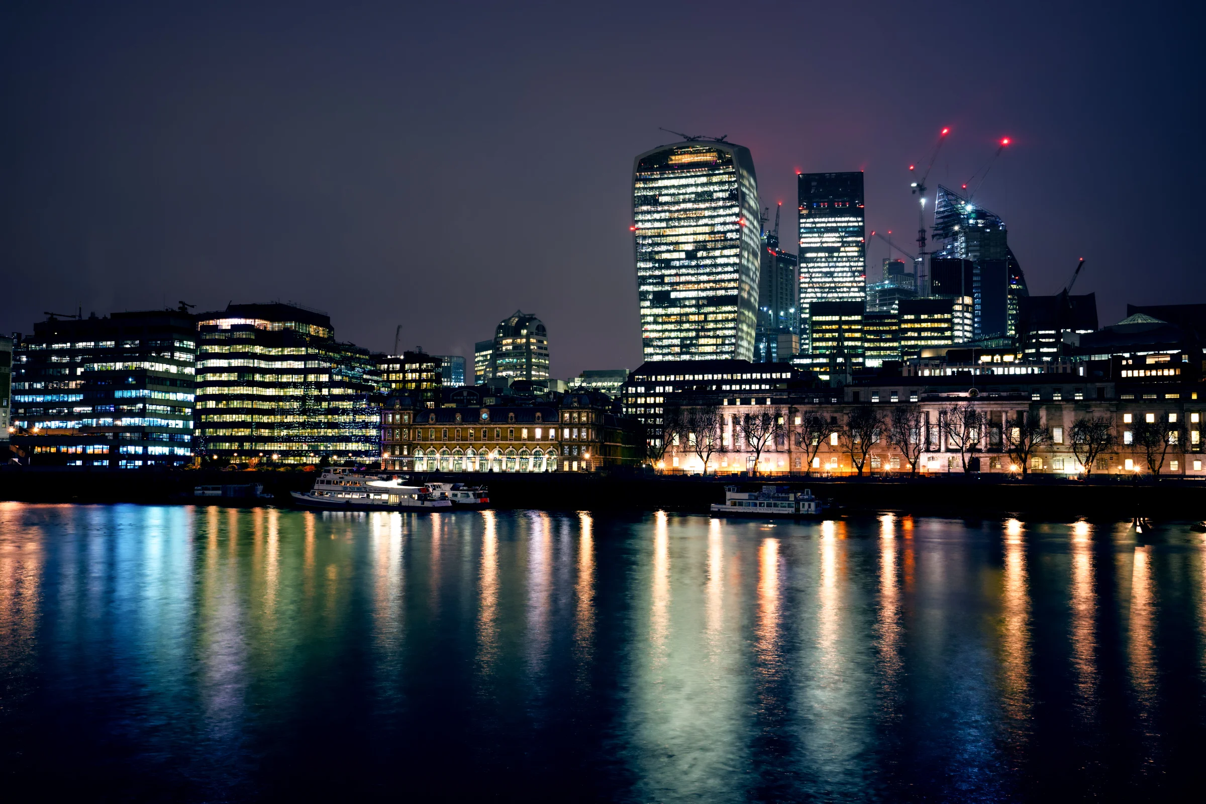 London-Jan18-evening-skyline-Walkie-Talkie-bldg.jpg