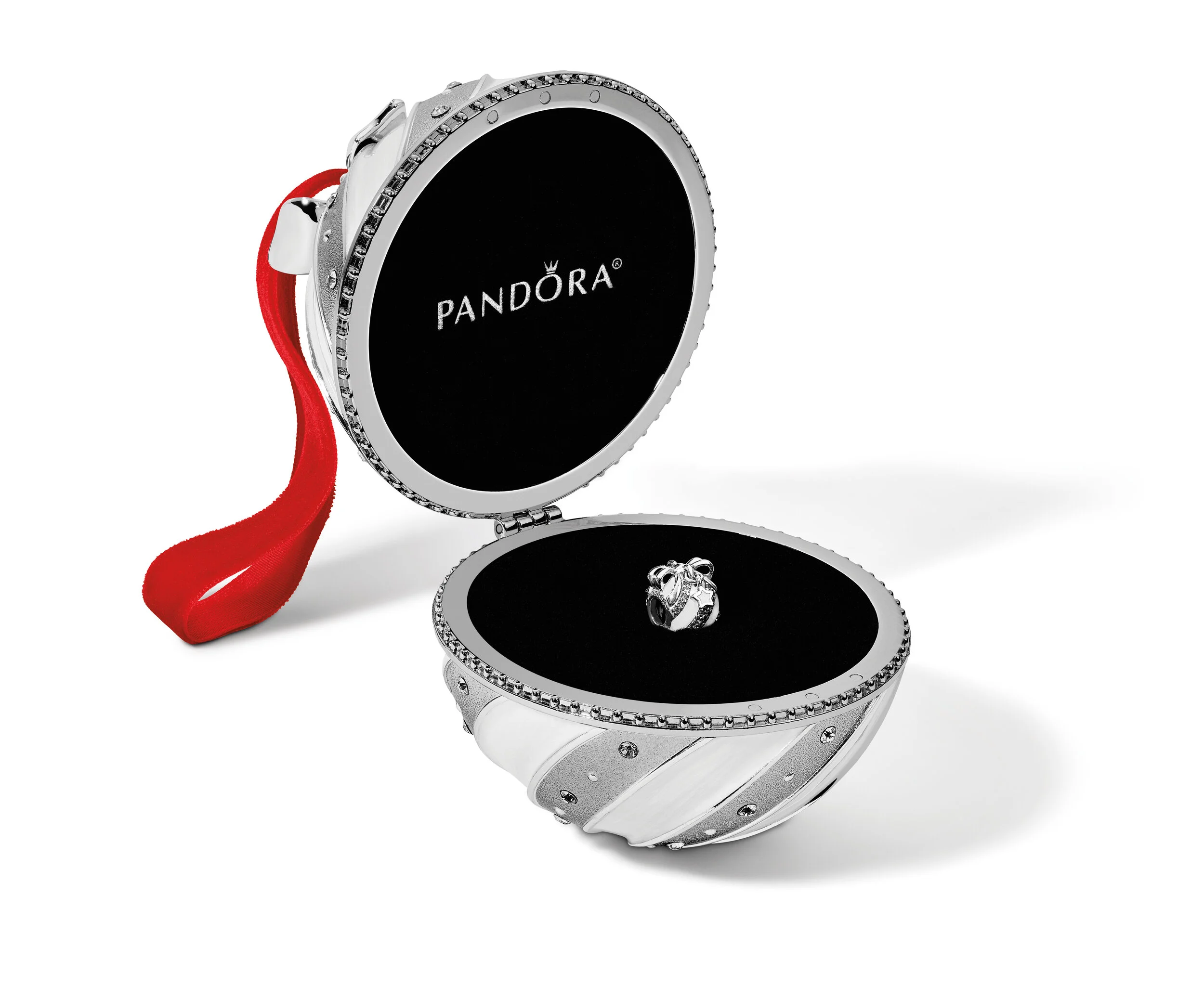 Web_GWP_PandoraOrnament-Open.jpg