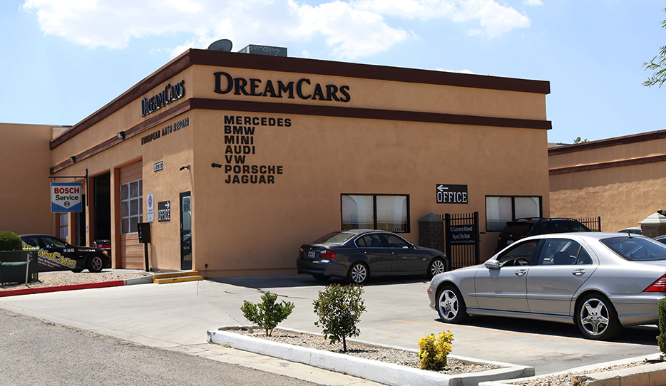 Dream Cars shop shot .png