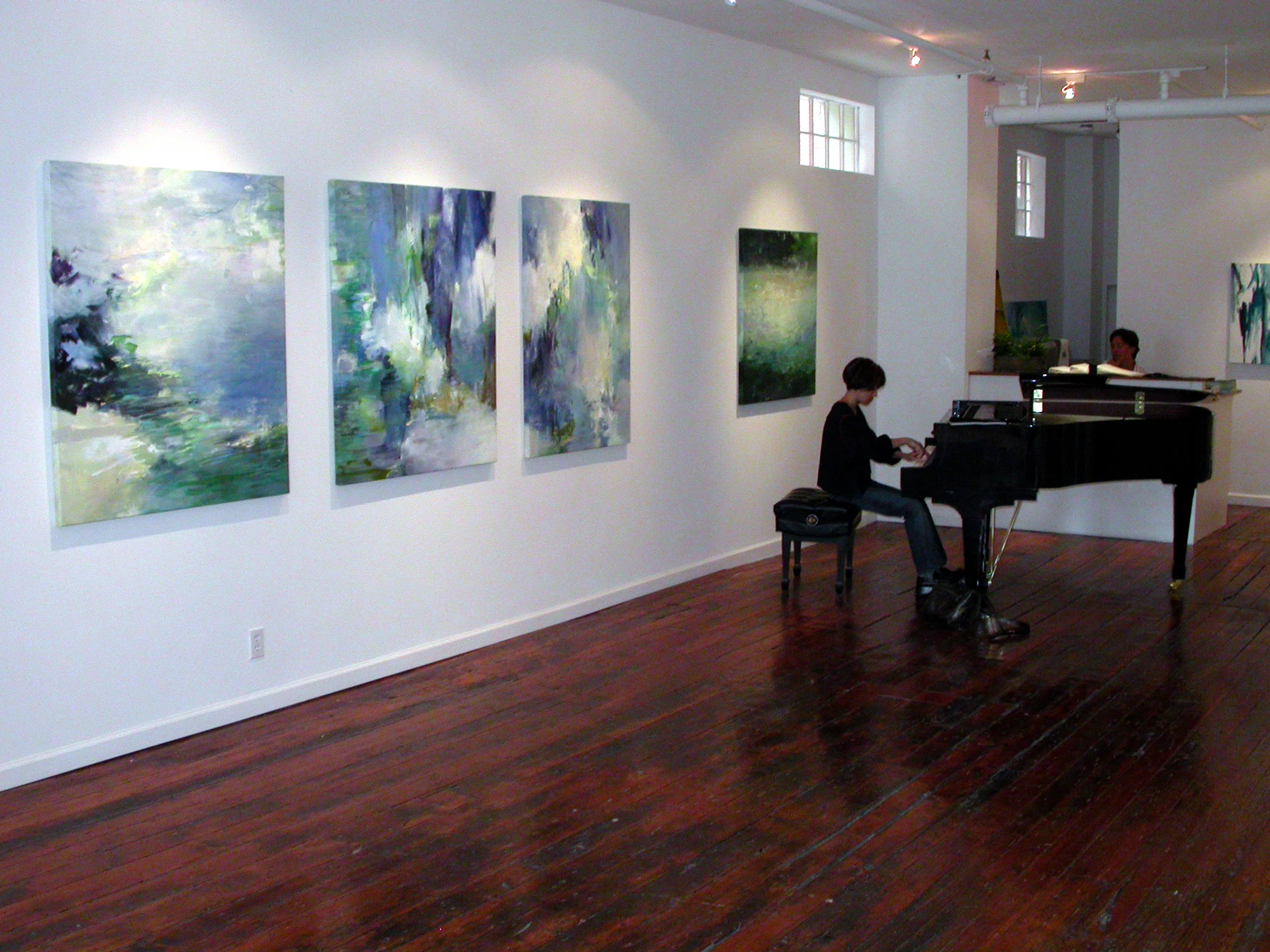 Rieko Aizawa, Steinway artist rehearses at Pentimenti Gallery before opening