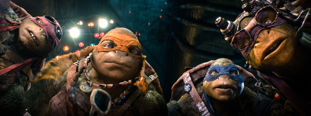 I really hate Donatello's glasses...