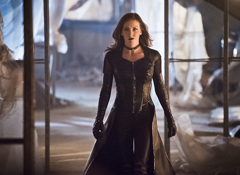 Katie Cassidy guest stars as Black Siren, the Earth 2 variant of the late Black Canary