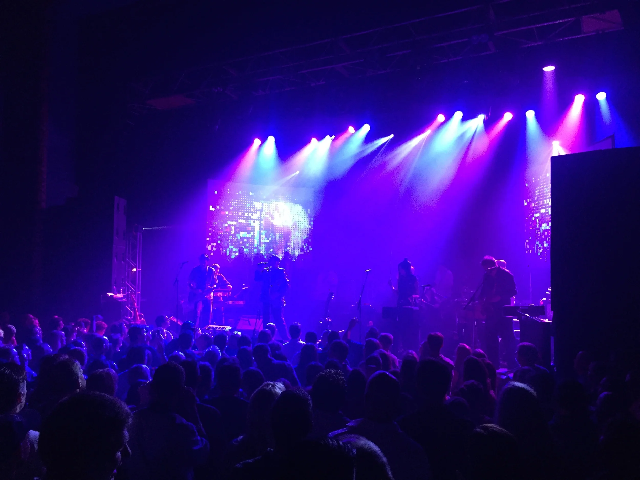 Concert...Oct 2015...Poi Dog Pondering...well worth going out in public for!