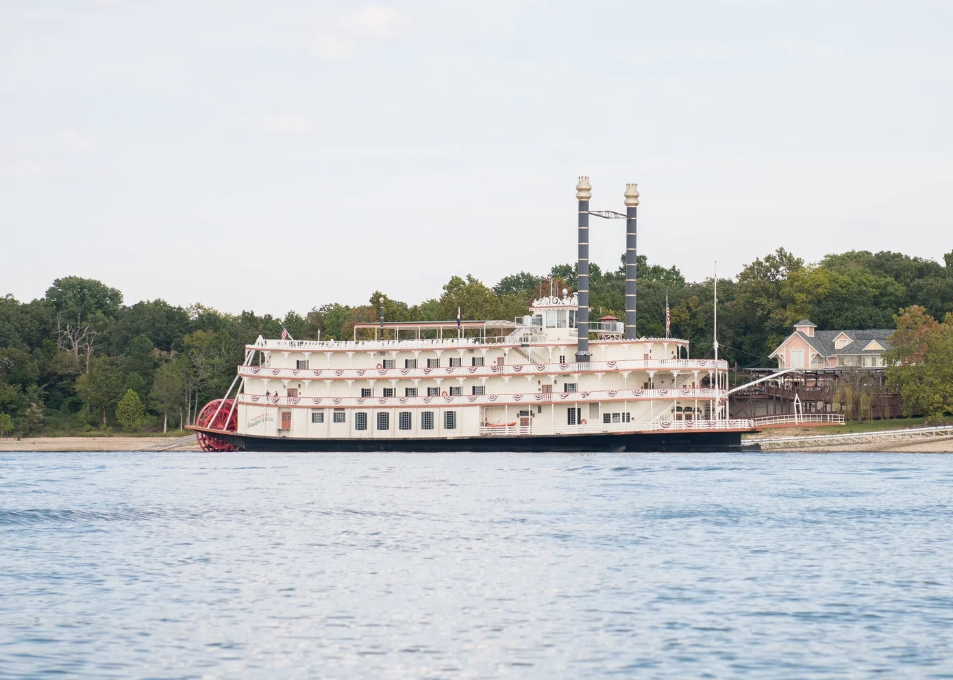 See Table Rock Lake & dinner show on the Showboat Branson Belle . Reservations at 800-775-2628.