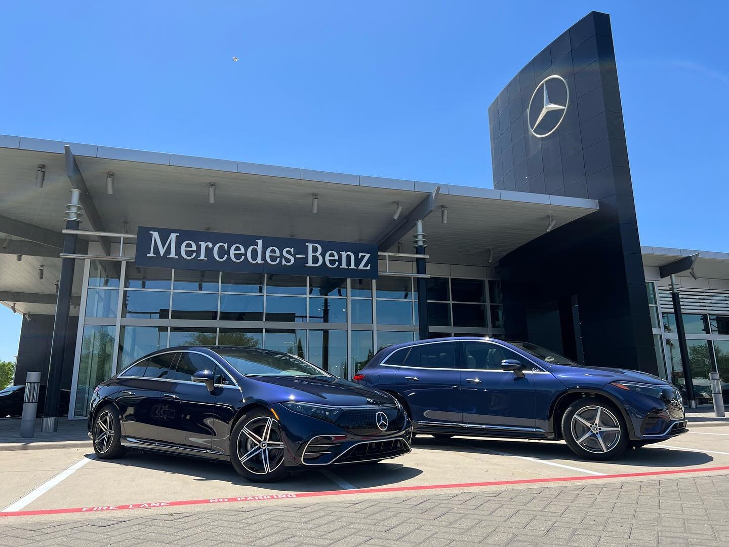 WOW doesn&rsquo;t begin to describe the all-electric Mercedes-Benz EQS 580 4MATIC Sedan! The MBUX Hyperscreen is incredible! What an incredible machine inside and out. Exceptional power (516hp) and torque (631 lb.-ft.)! I spent some time with this Na