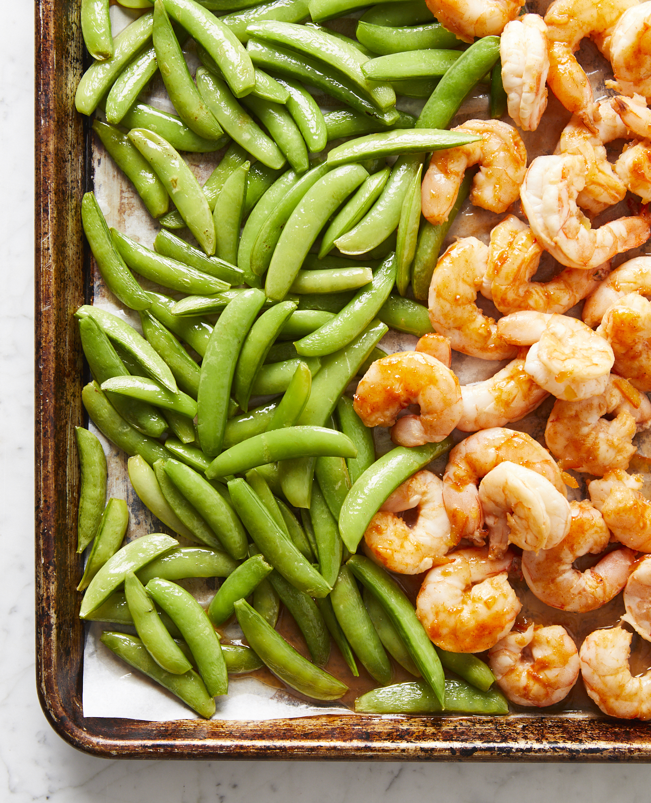 TheHealthySheetPanCookbook-SweetChilliShrimpPeas_15.jpg