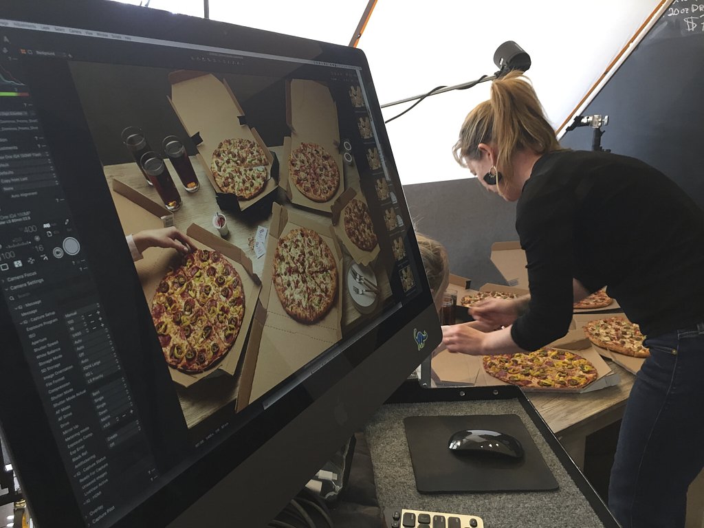 Dominos-Pizza-Behind-The-Scenes-Styling-Evi-Abeler-Food-Photographer.jpg