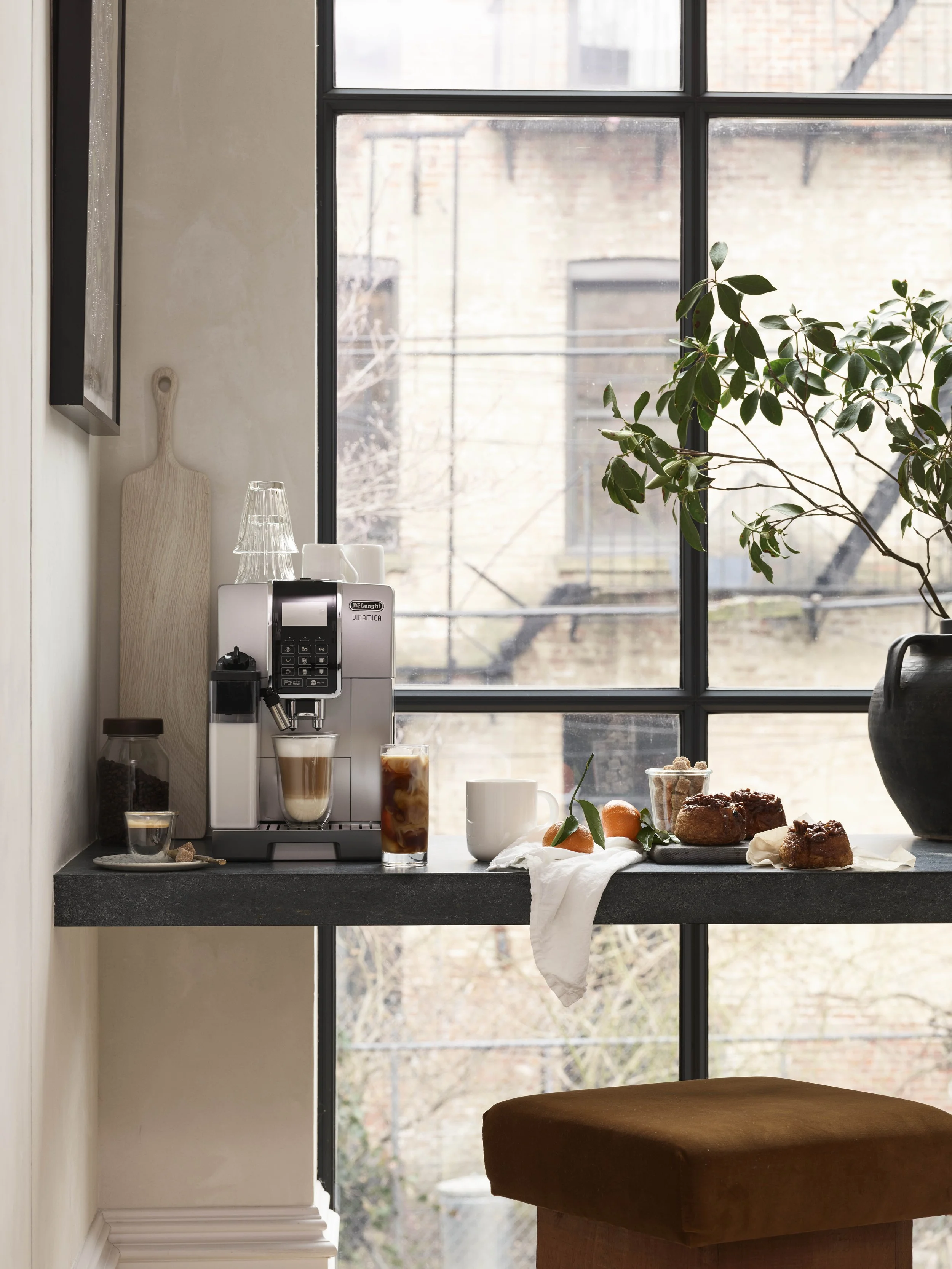 DeLonghi Coffee Window