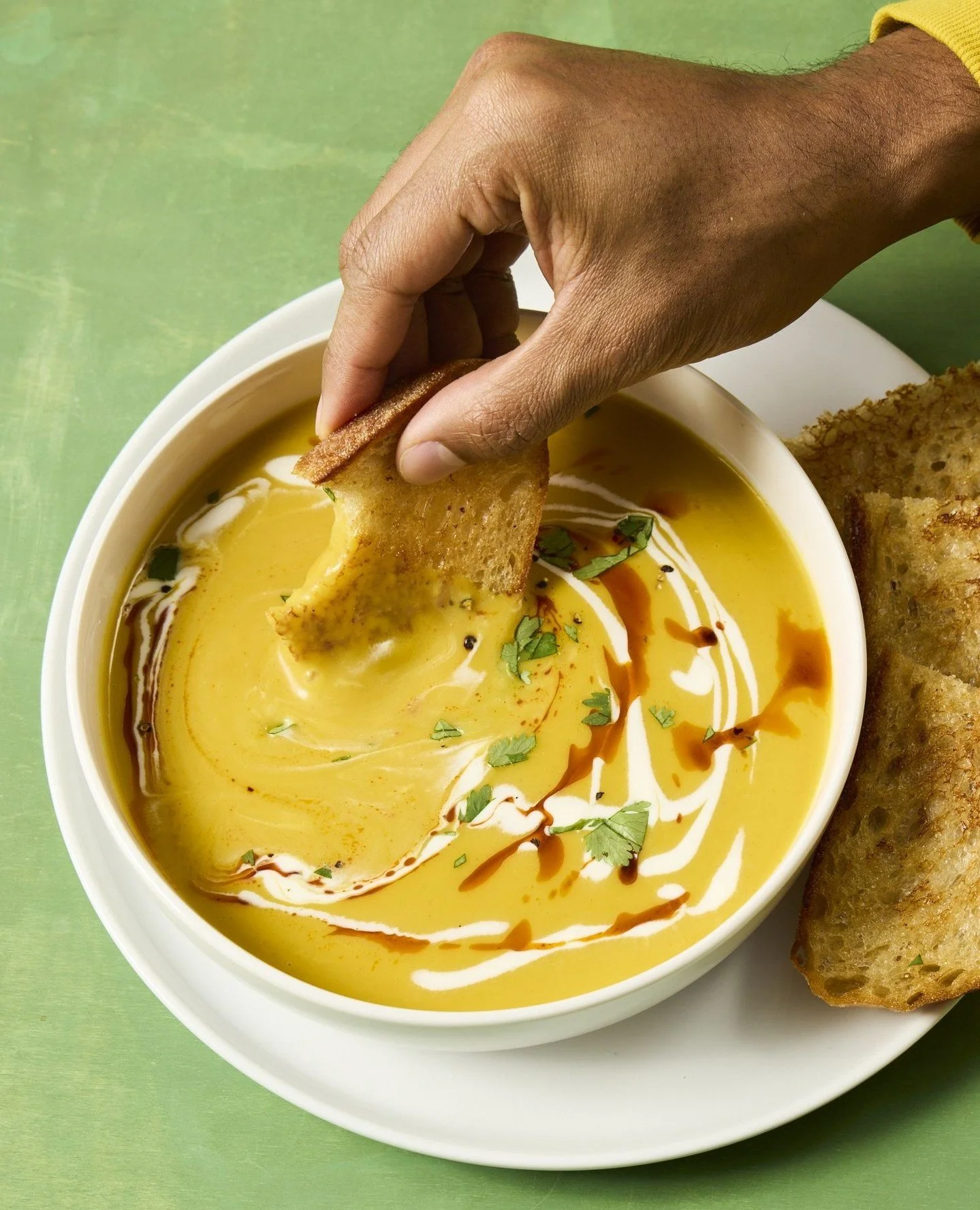 ✨️New Work for Pacific Foods ✨️⁠
⁠
Dream Team:⁠
Client: Pacific Foods⁠
Agency: MBooth⁠
Producer: Big Leo Productions⁠
Hand Models: Kaitlyn Jackson; Bobby, Mariela, Stefanie (from Parts Models)⁠
Food Stylist: Hadley Sui assisted by Albane Sharrard and