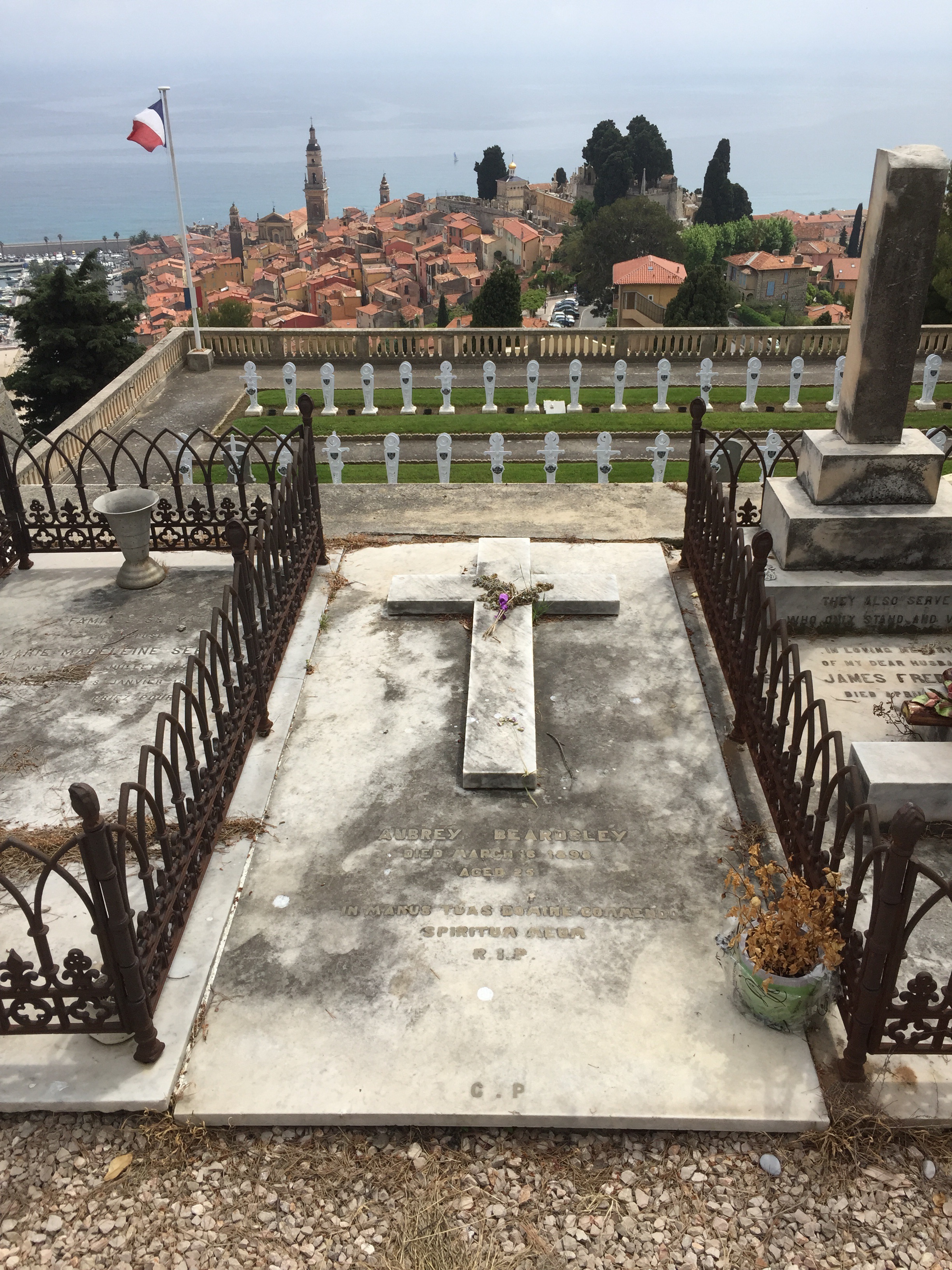 AUBREY BEARDSLEY'S BIRTH AND DEATH MEMORIALS