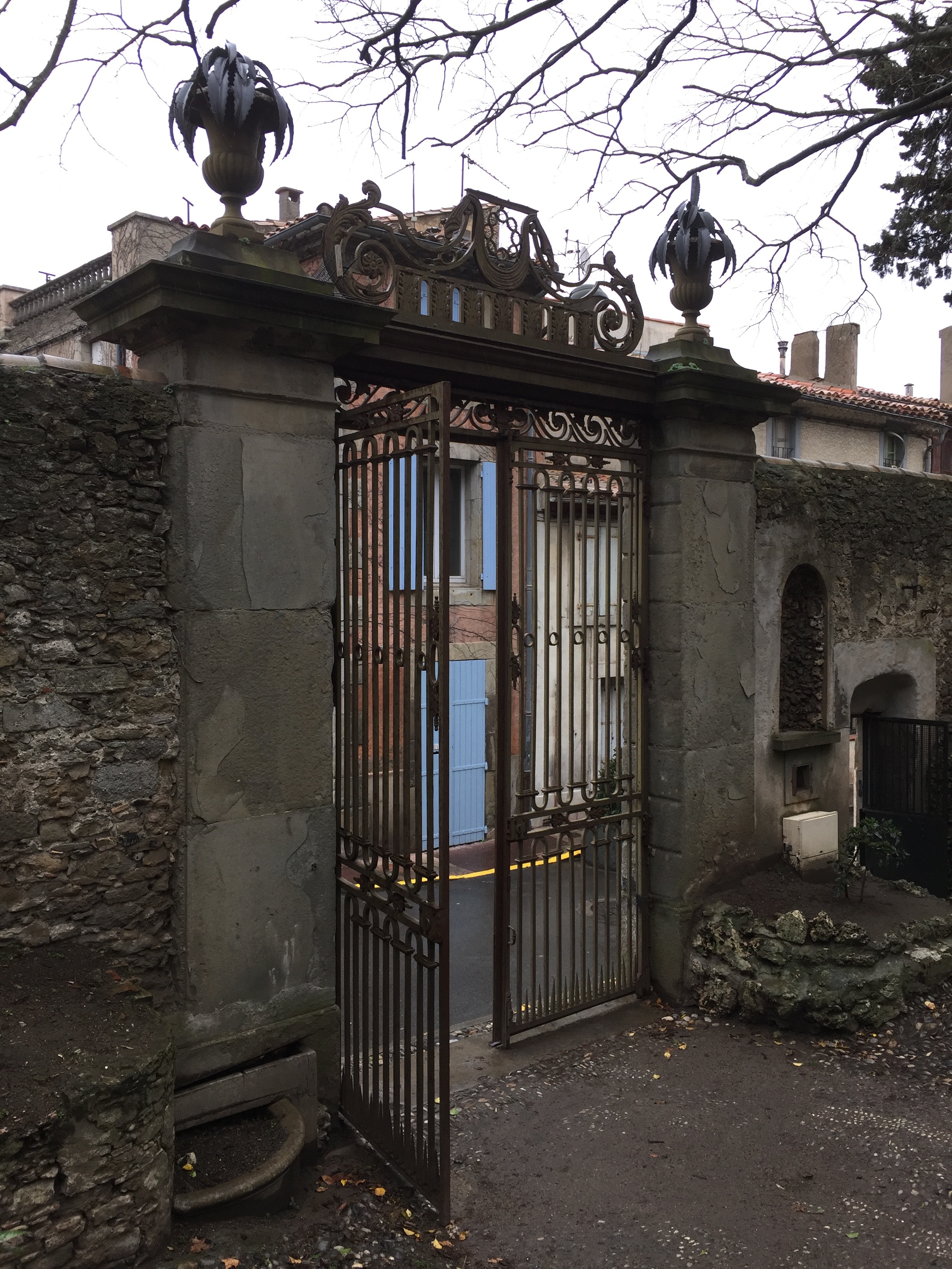 Le-Jardin-du-Calvaire-Carcassonne-jessewaugh.com-22.jpg