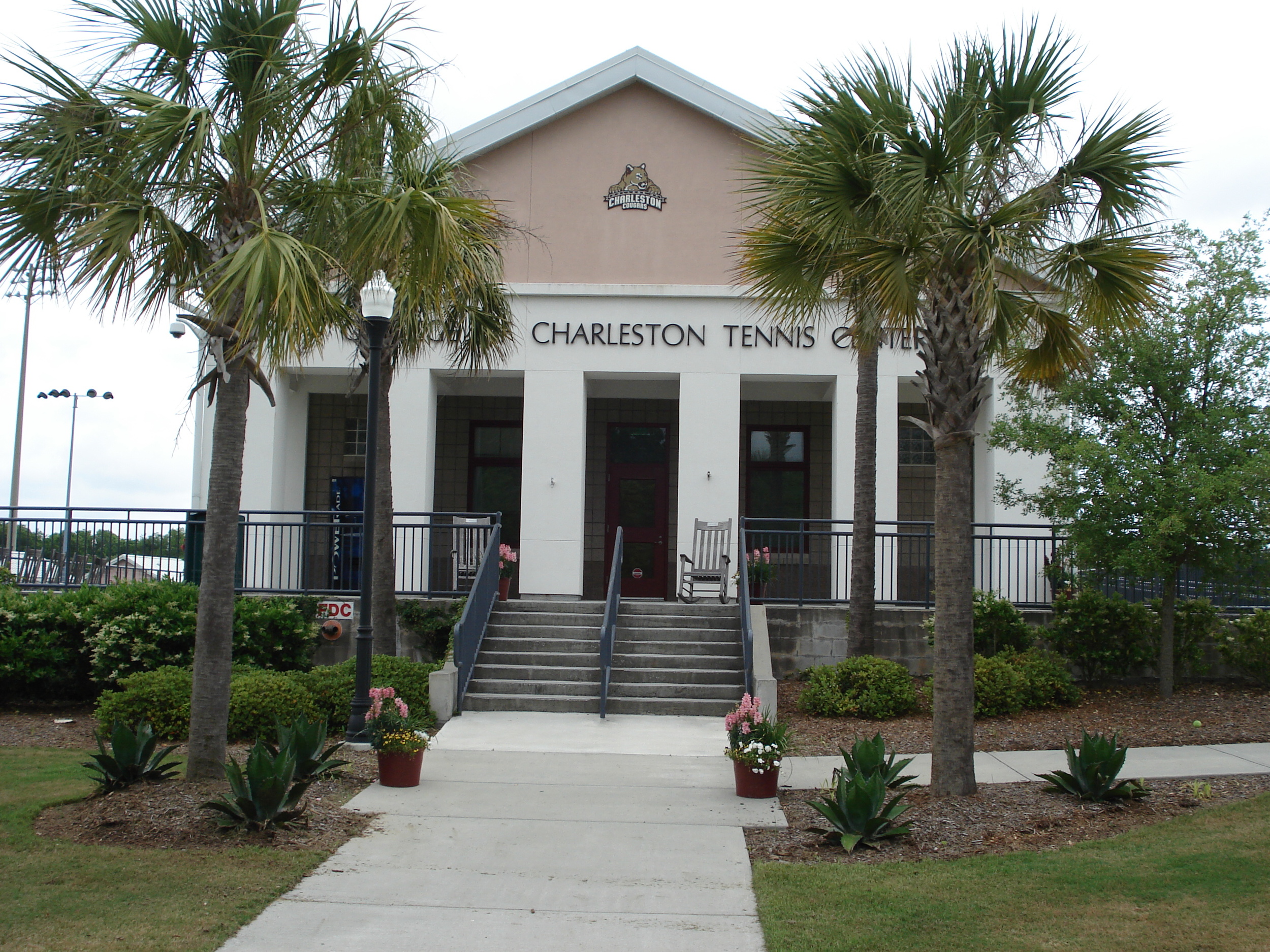 cofc tennis 07.jpg