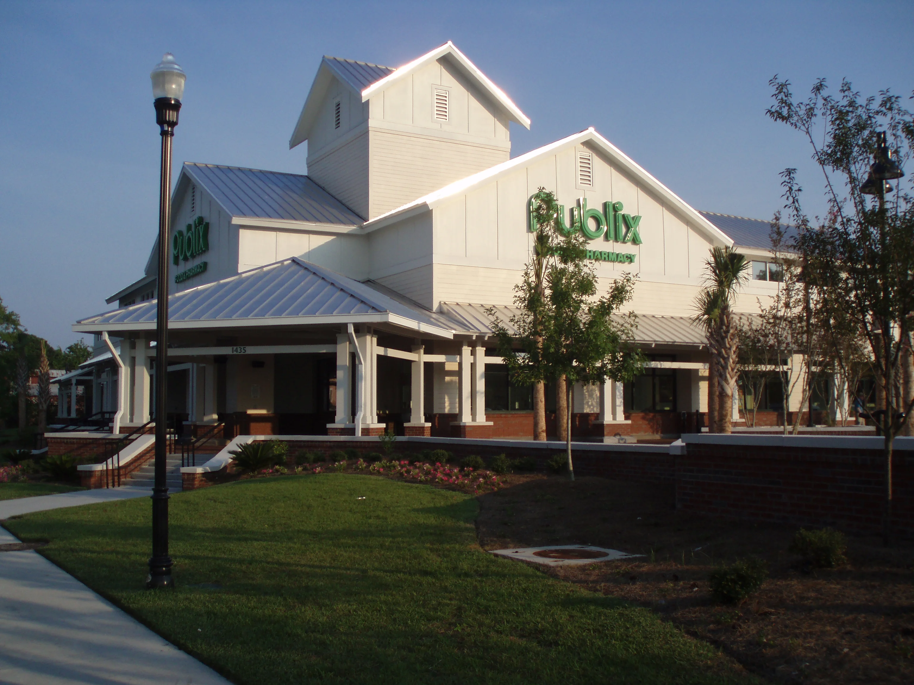 Publix - Ben Sawyer Blvd.