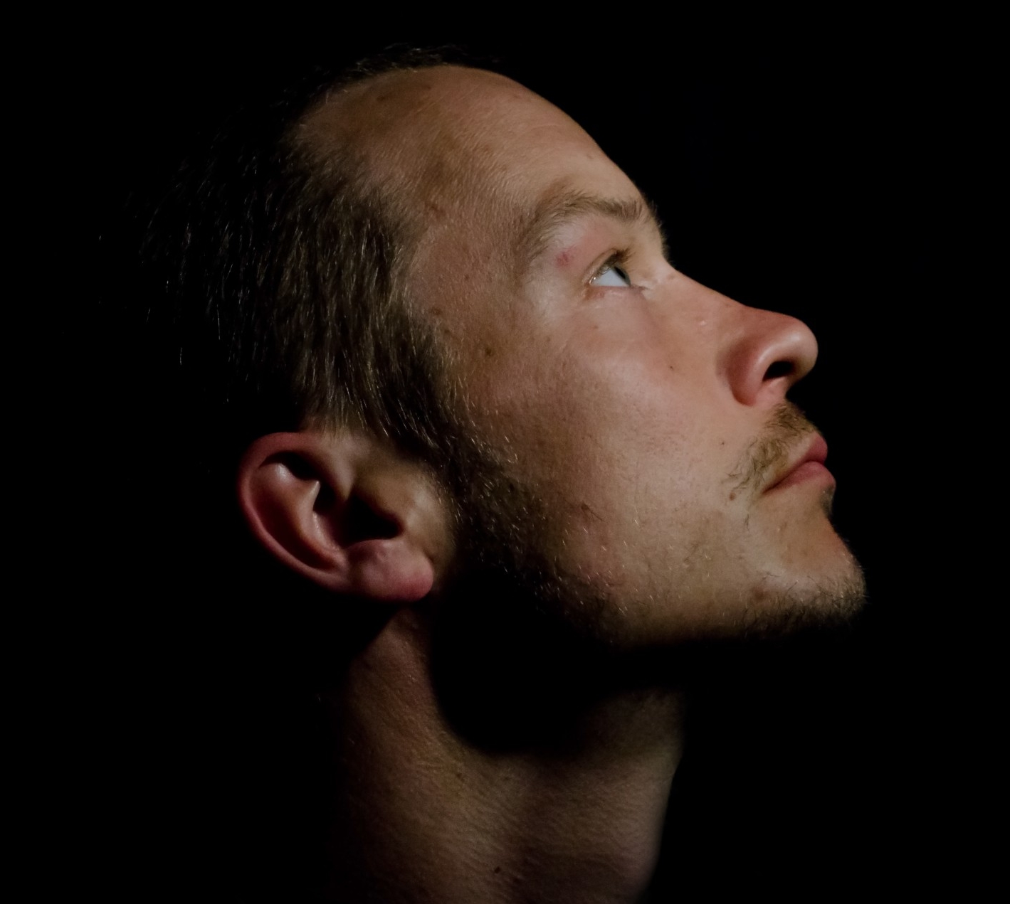 face-in-the-shadow-1368459648HVV.jpg