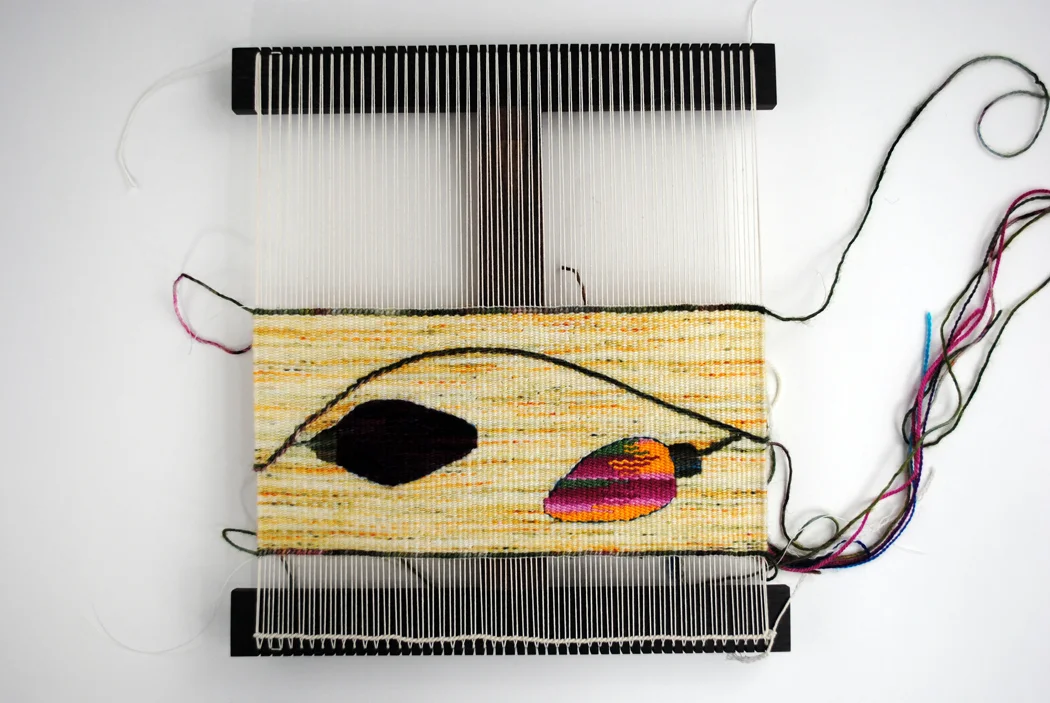 Rebecca Mezoff, Hokett loom, 12 epi, wool sock yarn, 20/6 cotton seine twine warp, #holidaytapestry17