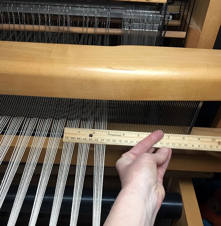 MeasuringSettFloorLoom.jpg