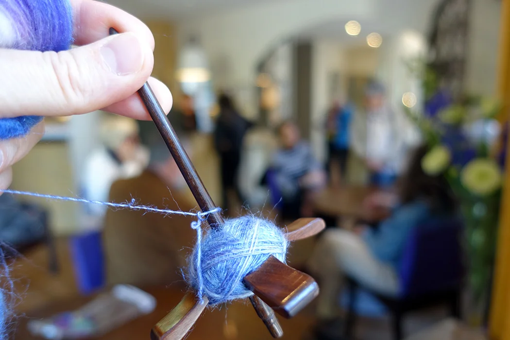 I pulled out the spindle fairly frequently while I waited for events and friends, but all in all, it must not have been much time because I only emptied the spindle once in all that time.