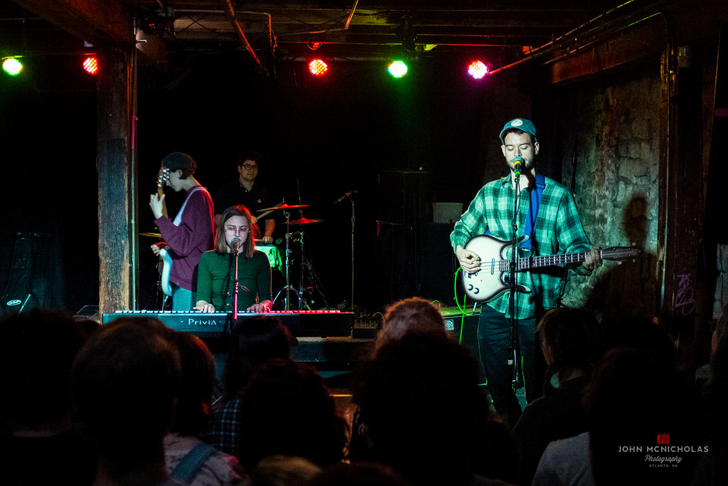 Anna McClellan wFrankie Cosmos_25695035213_l.jpg