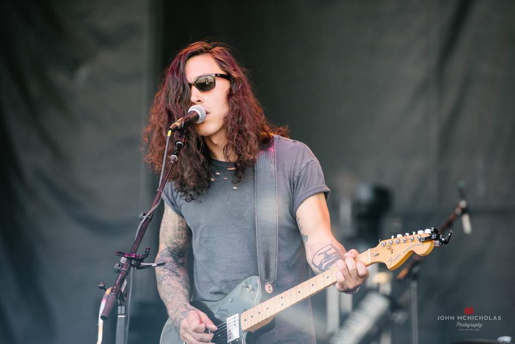 Noah Gundersen_27746284872_l.jpg