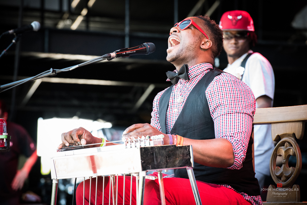 Robert Randolph and the Family Band_26839747445_l.jpg