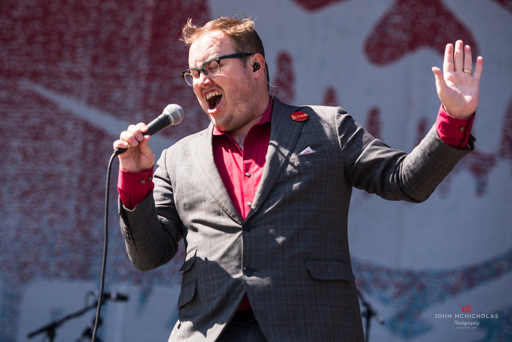 St Paul and the Broken Bones_28647340362_l.jpg