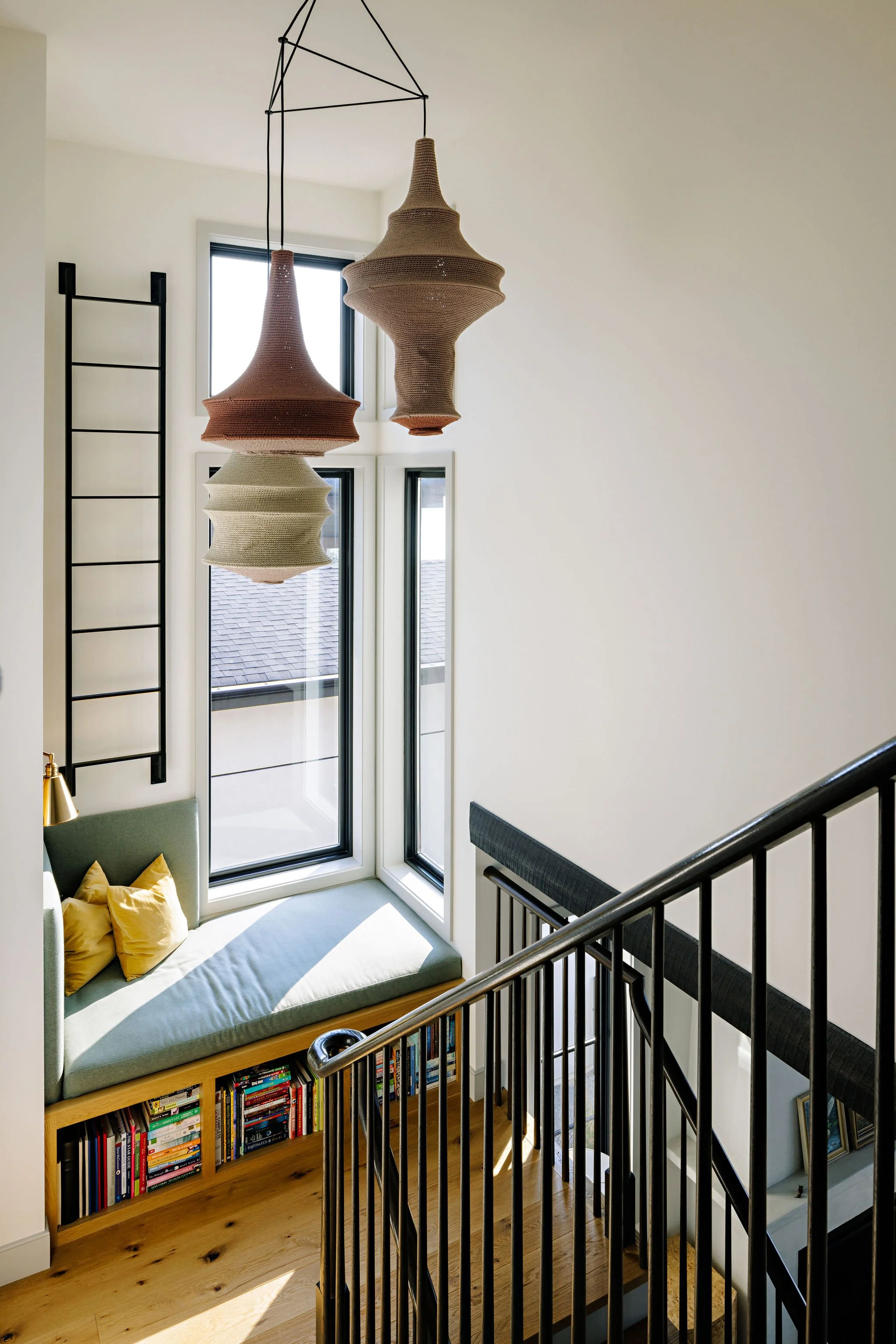 Mika-Design-23-08-RedSky-215.jpg