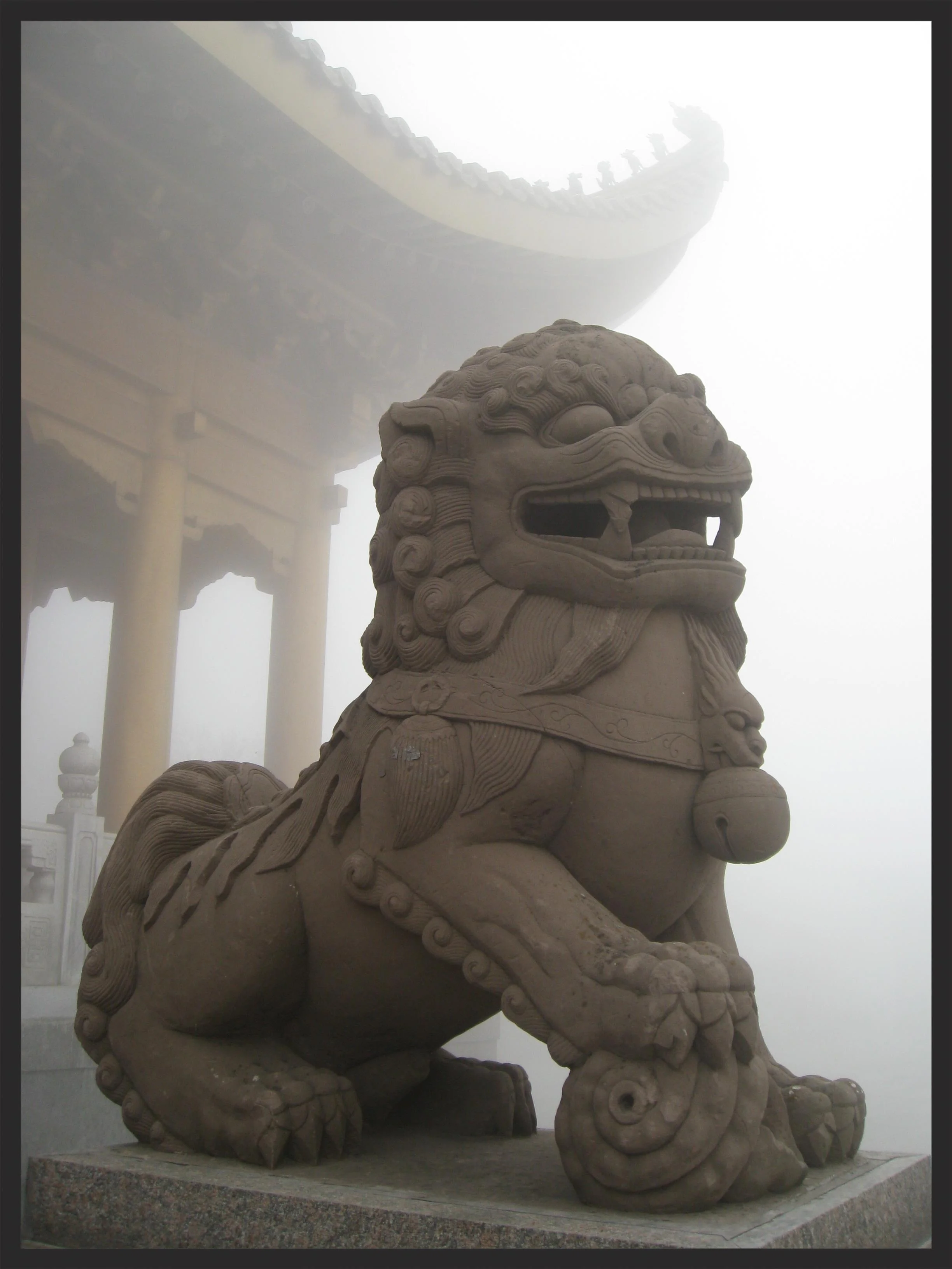 China_emeishan_lion.jpg