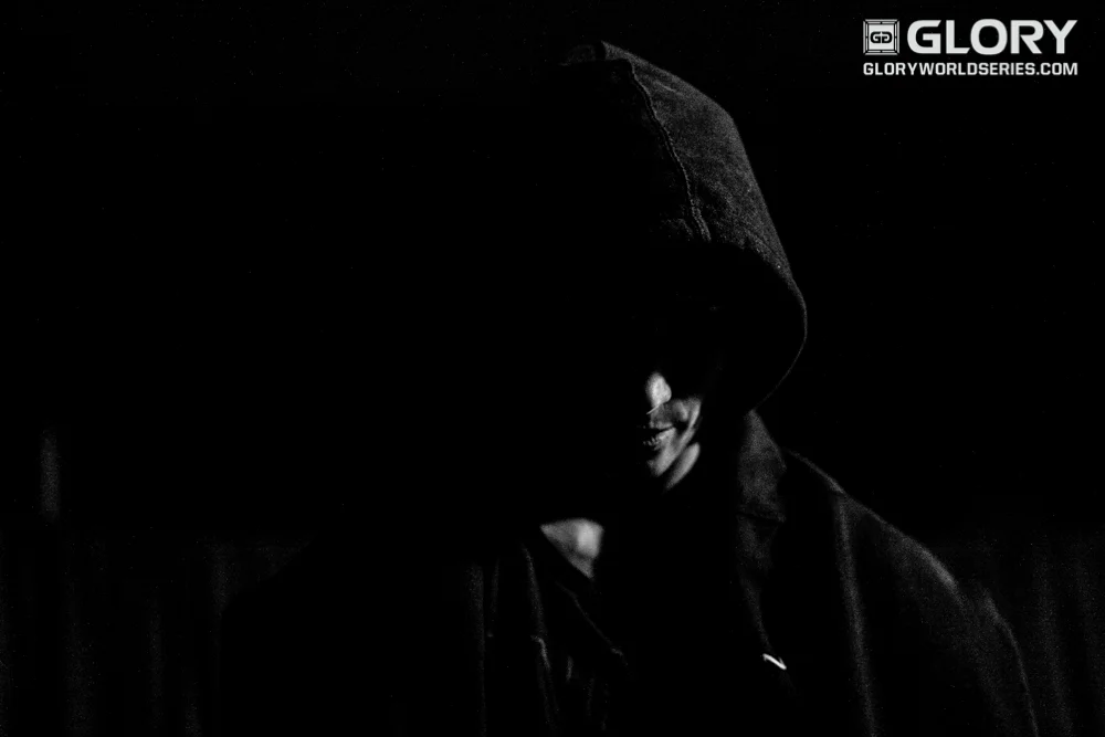 Tiffany Van Soest in fight mode, seconds before she walked out to face Esma Hasshass.