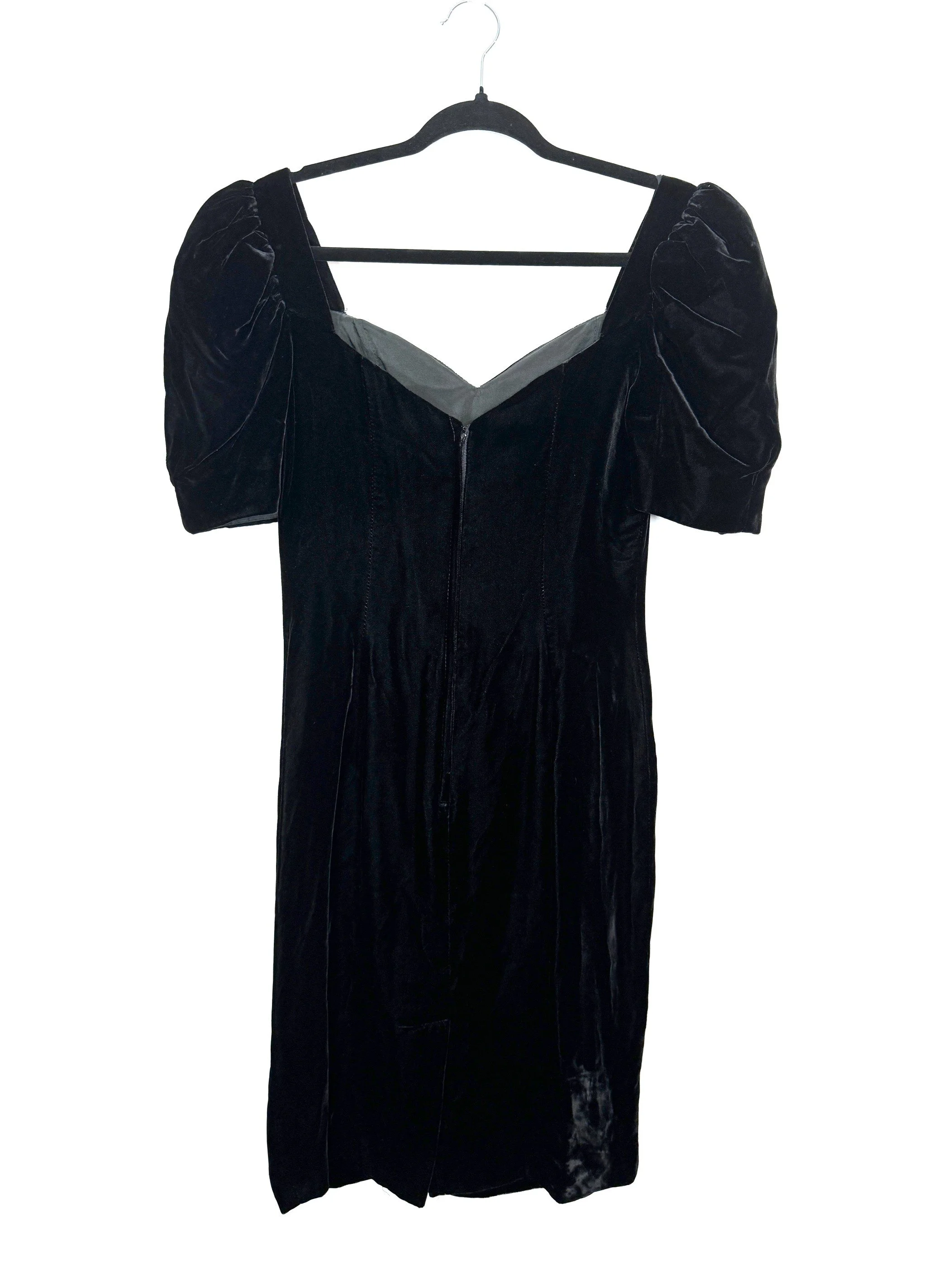 BlackvelvetvintagepuffsleeveBack.jpg