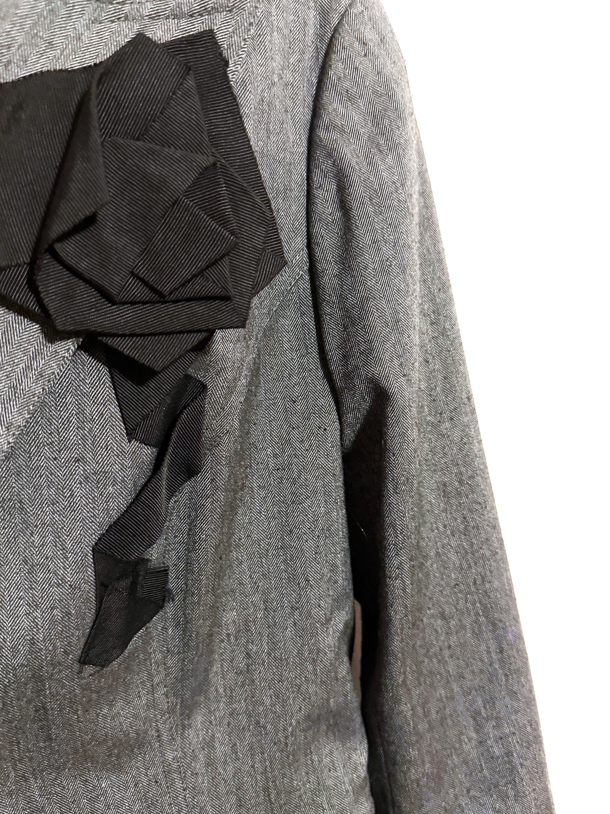 greyblazerwithribbonflowerdetailDetail.JPG