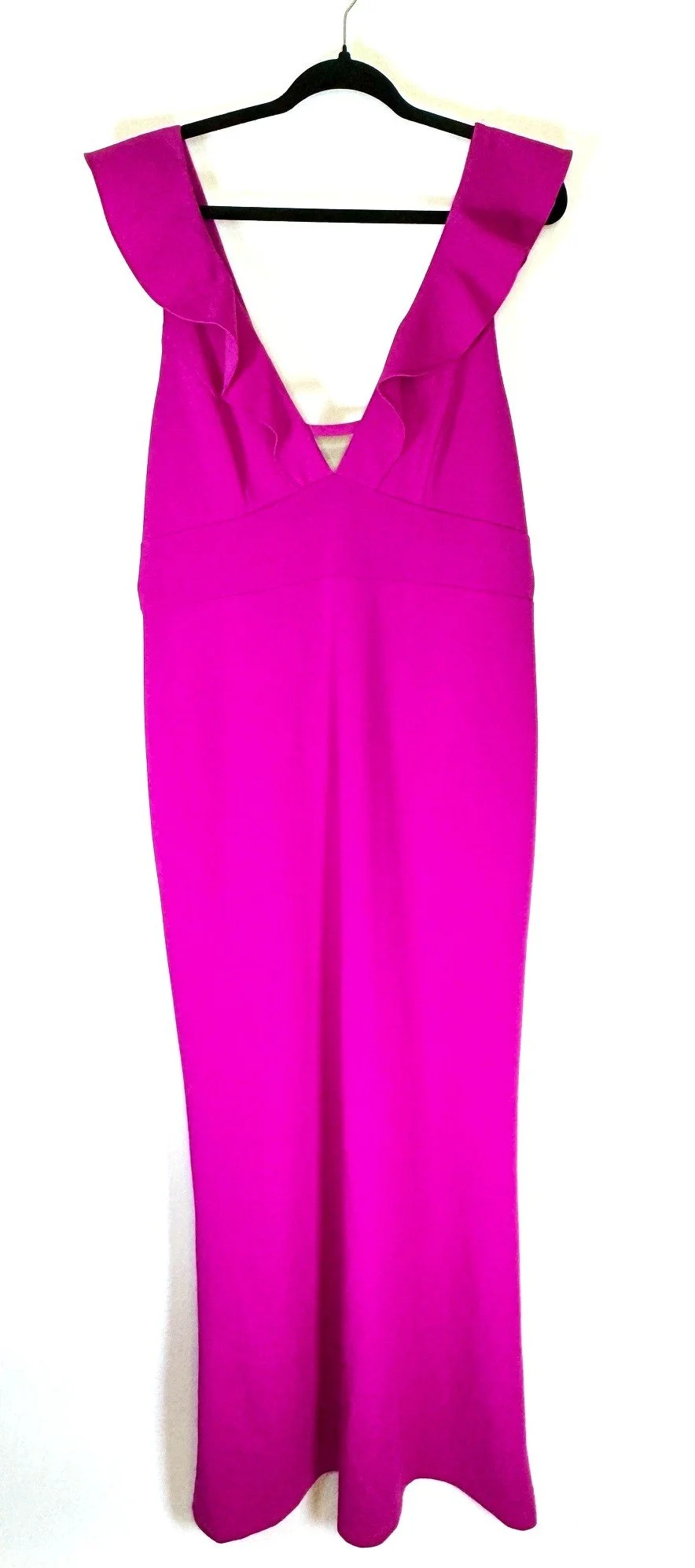 MagentasleevelessdeepVlongdressFront.jpg
